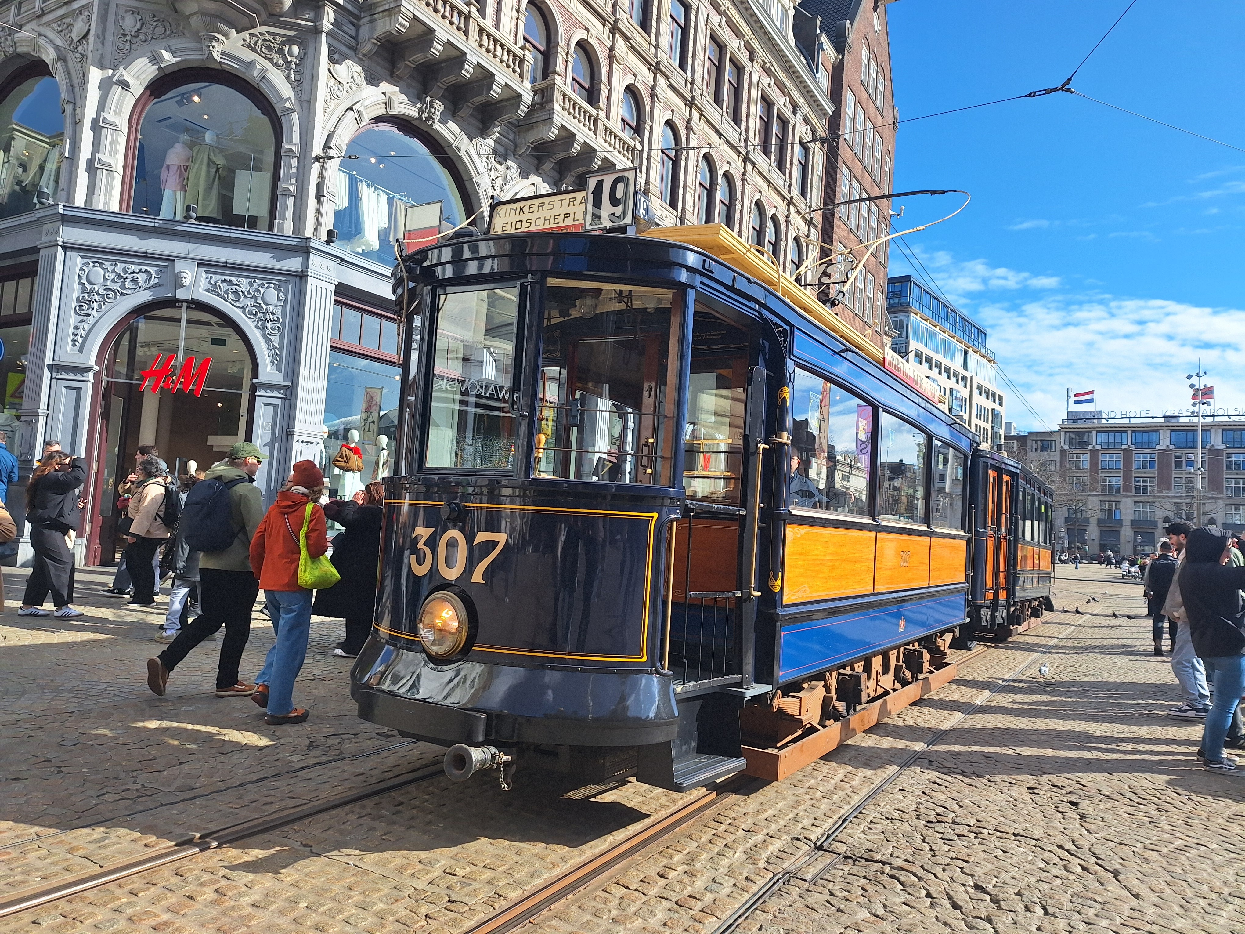 GVB Tweeassser 307 met bijwagen 792