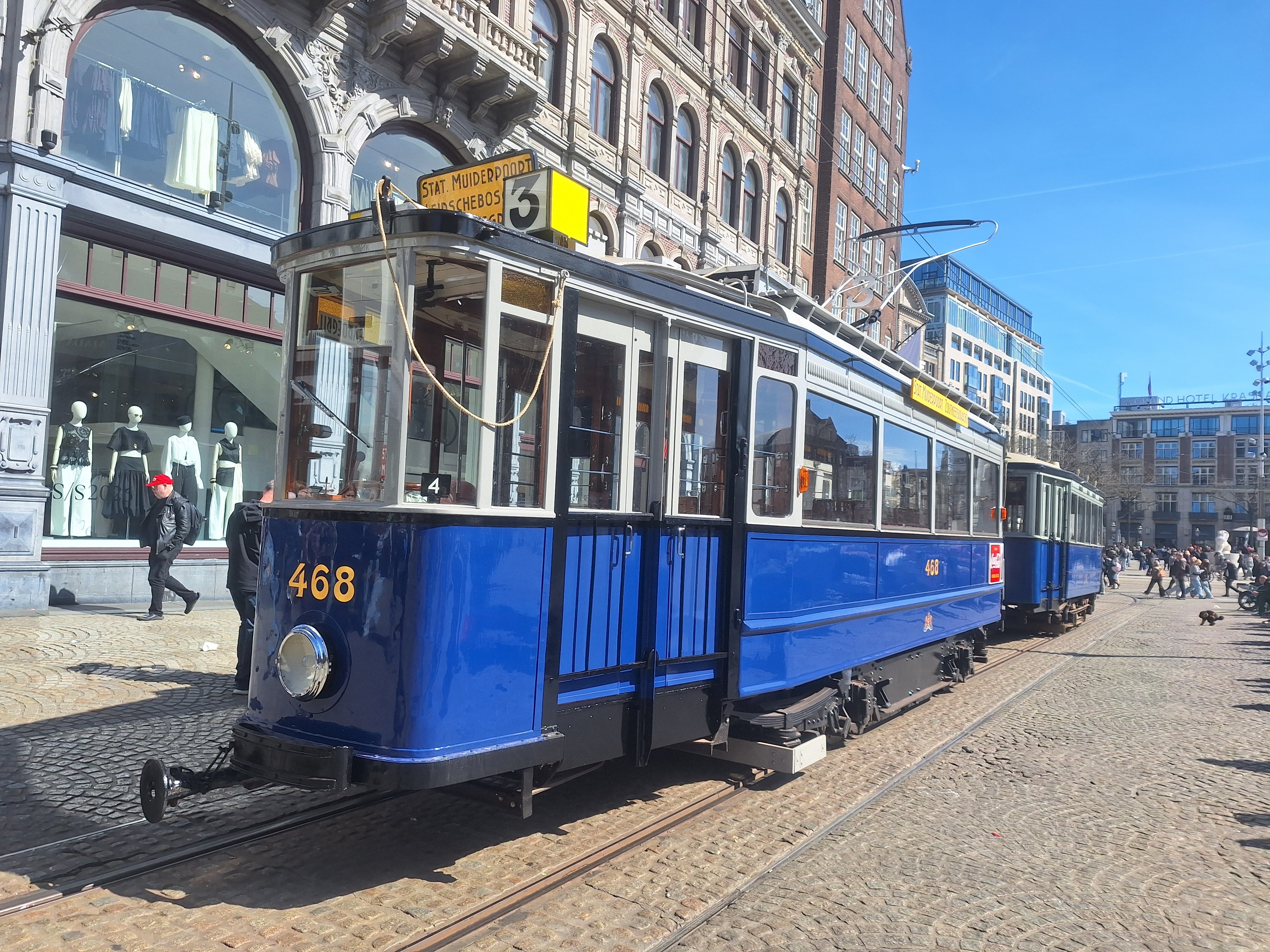 GVB Tram 468