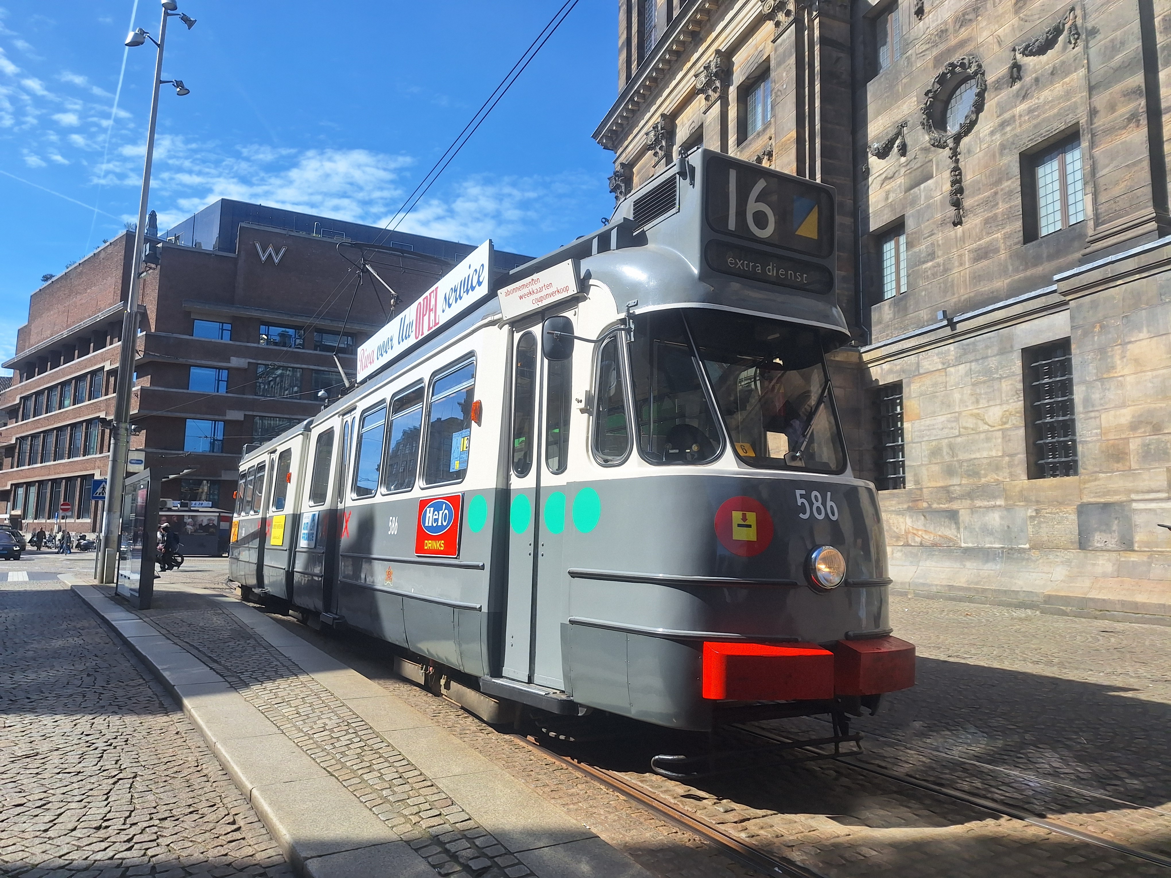 GVB Tram 586