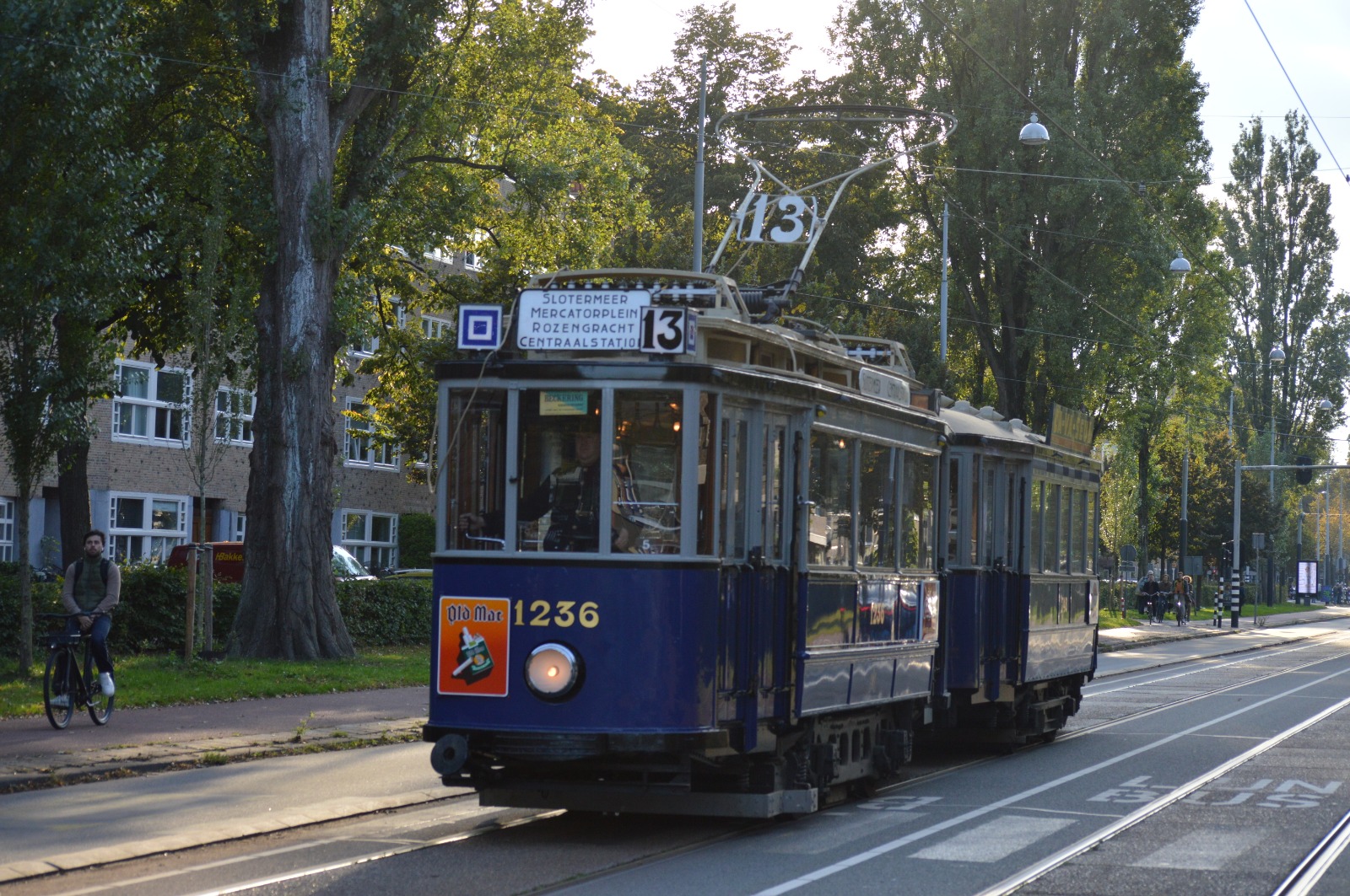 Tram 1236