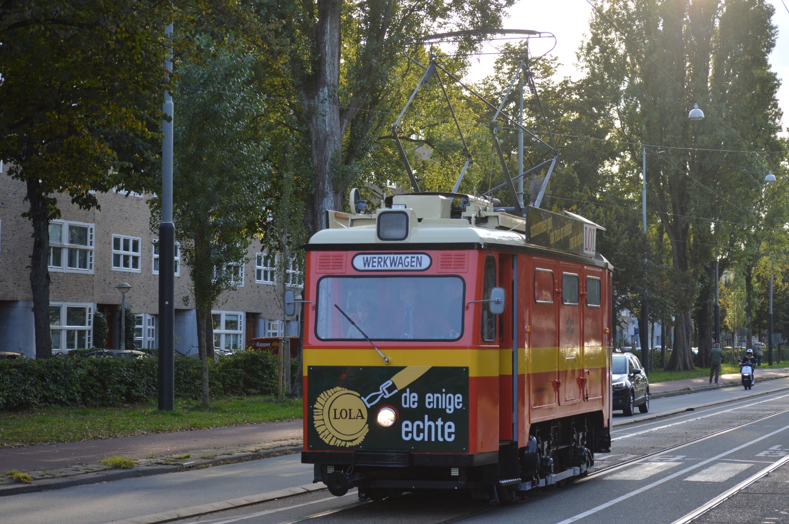 Tram 2802