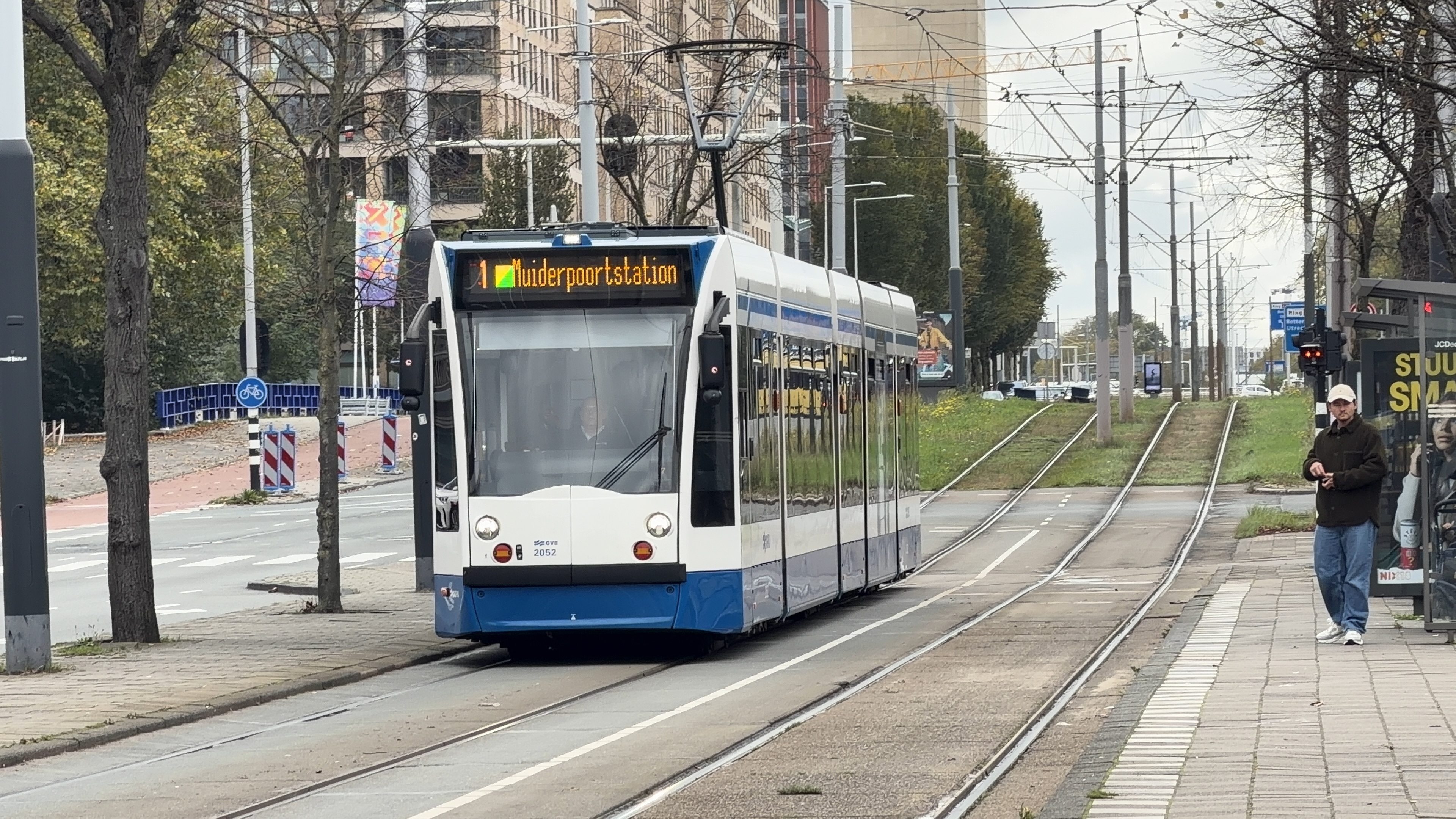 GVB Combino Tram 2052