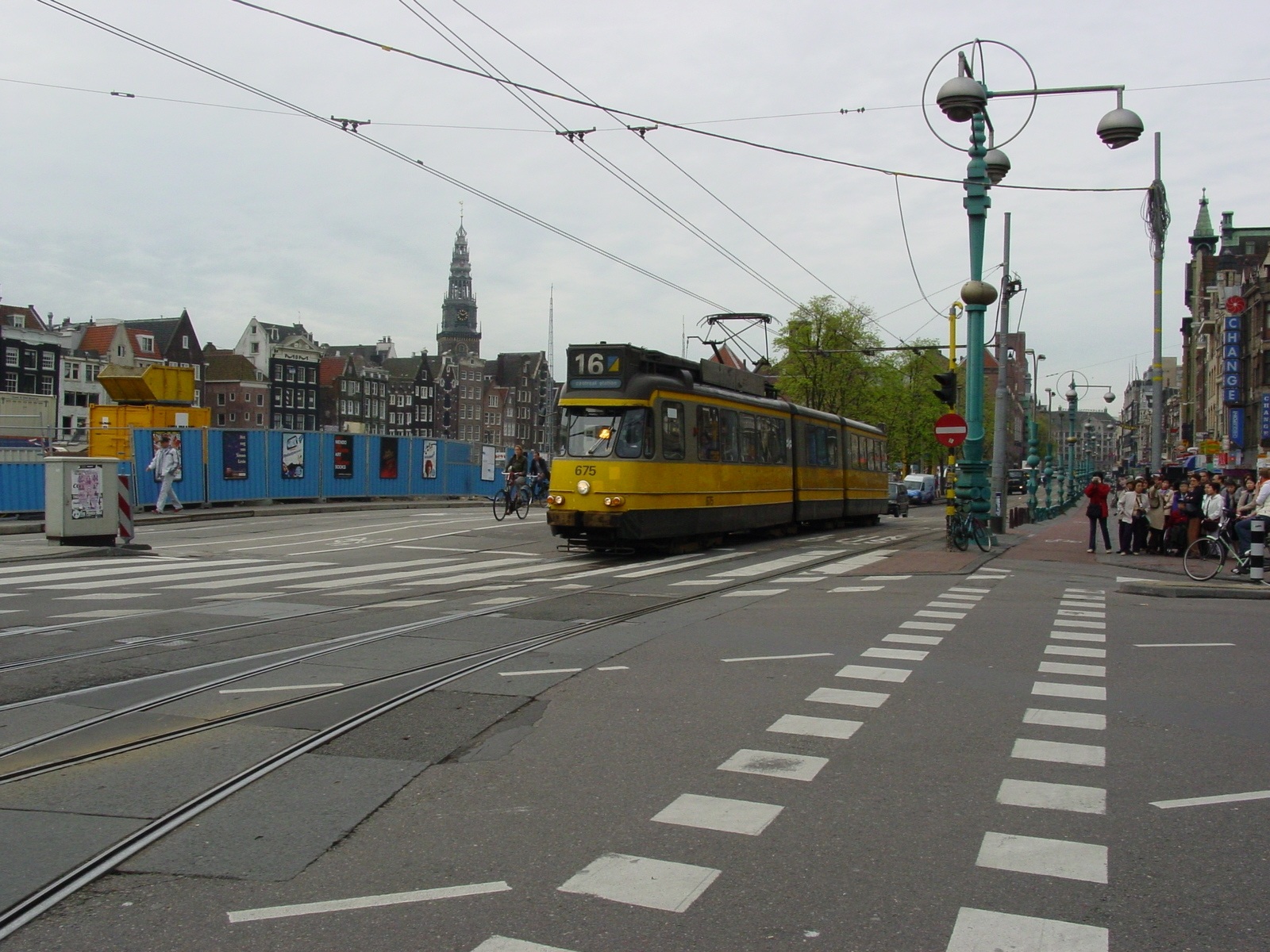 GVB Tram 675